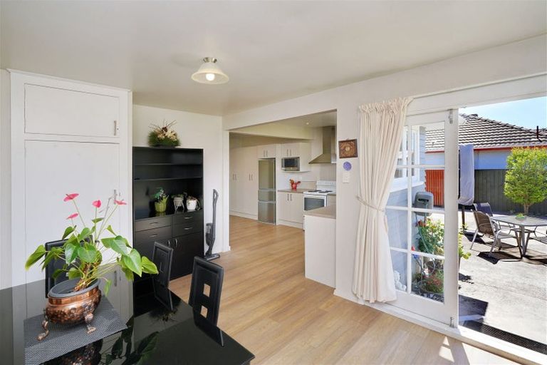 Photo of property in 34 Charlcott Street, Burnside, Christchurch, 8053