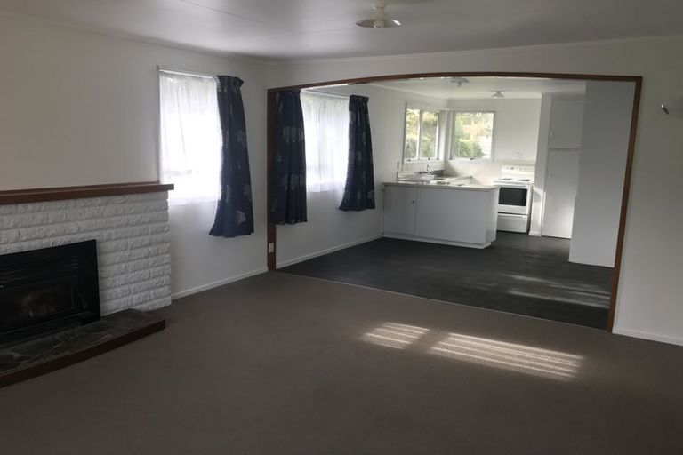 Photo of property in 40 Gem Street, Pukehangi, Rotorua, 3015