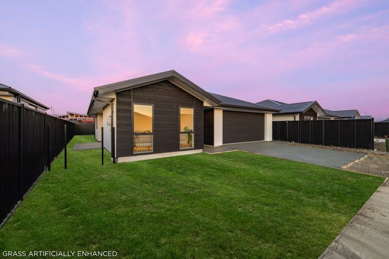 Photo of property in 12 Dempsey Street, Kaiapoi, 7630