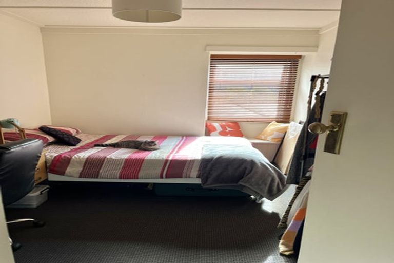 Photo of property in 47 Nottingham Street, Karori, Wellington, 6012