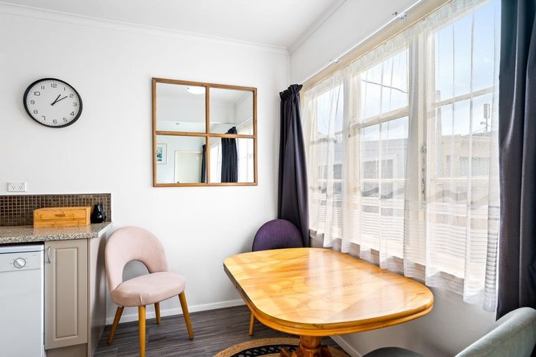 Photo of property in 5 Rumgay Street, Fairfield, Lower Hutt, 5011