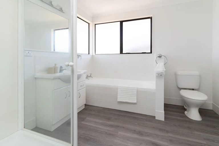 Photo of property in 44a English Street, Sockburn, Christchurch, 8042