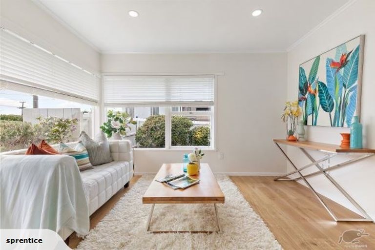 Photo of property in 1/51 Jutland Road, Hauraki, Auckland, 0622