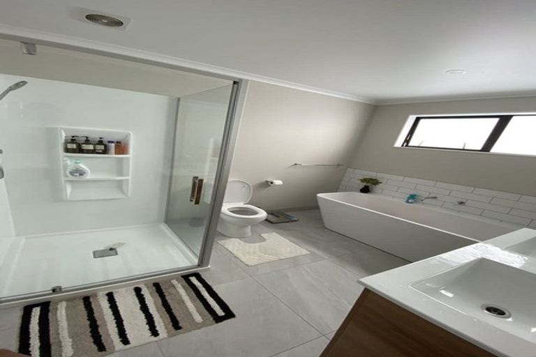 Photo of property in 110 Whenuapai Drive, Whenuapai, Auckland, 0618