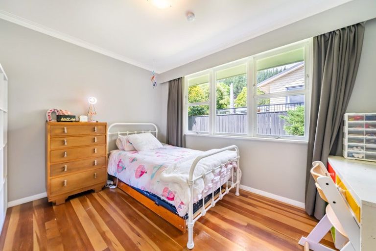 Photo of property in 65 Moeraki Road, Maoribank, Upper Hutt, 5018