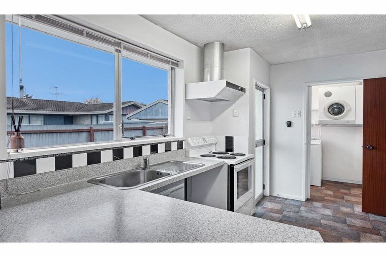 Photo of property in 13 Main North Road, Woodend, 7610