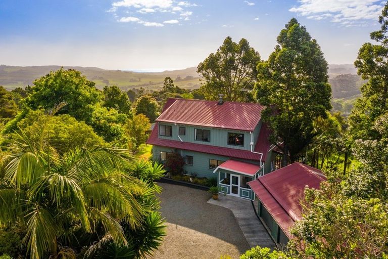Photo of property in 118 Hinau Road, Waimauku, 0881
