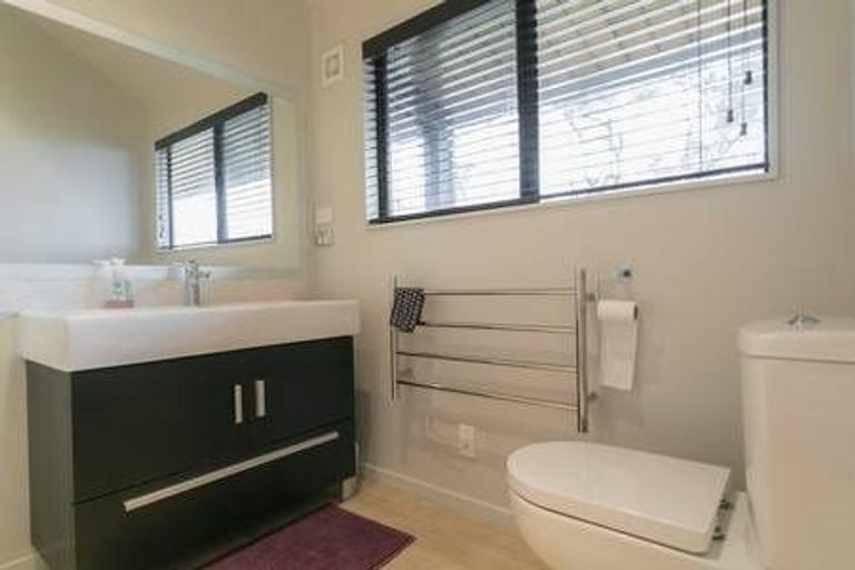 Photo of property in 29a Worsnop Way, Stillwater, Albany, 0794