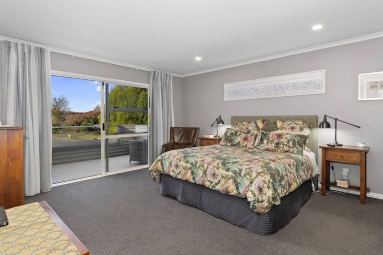 Photo of property in 23 Links View Drive, Omokoroa, 3114