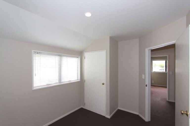 Photo of property in 2/56 London Street, Richmond, Christchurch, 8013