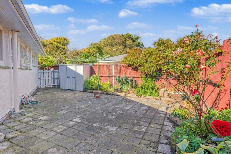 Photo of property in 2/4 Gothic Place, Ilam, Christchurch, 8041
