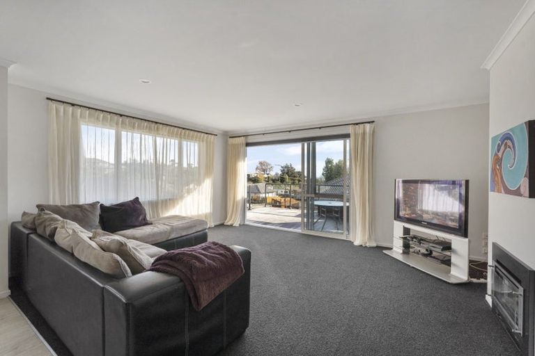 Photo of property in 2 Olivias Place, Stoke, Nelson, 7011