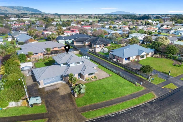Photo of property in 9 Ludlam Way, Otaki, 5512