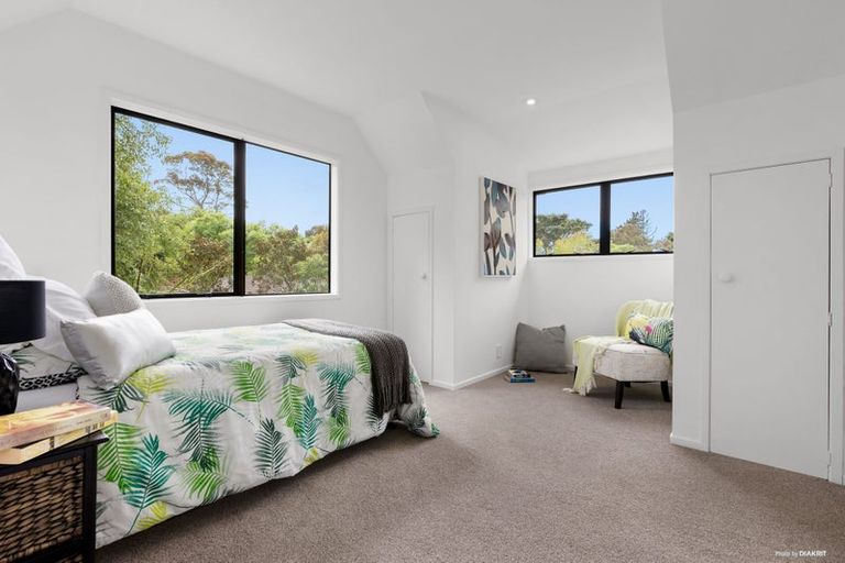 Photo of property in 36 Lastel Place, Shelly Park, Auckland, 2014