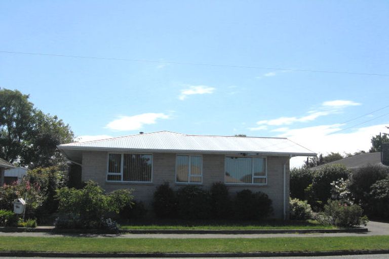 Photo of property in 25 Cotswold Avenue, Bishopdale, Christchurch, 8053