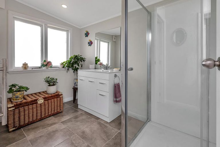 Photo of property in 947 Mangakahia Road, Poroti, Whangarei, 0179