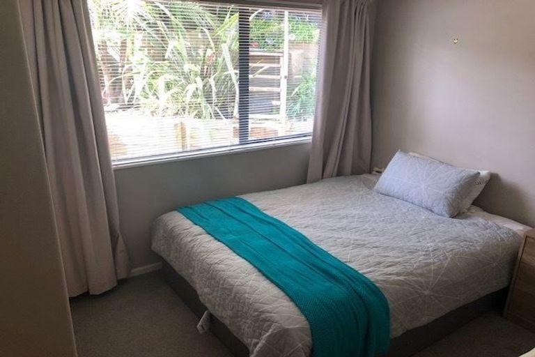 Photo of property in 10 Beros Place, Flat Bush, Auckland, 2016