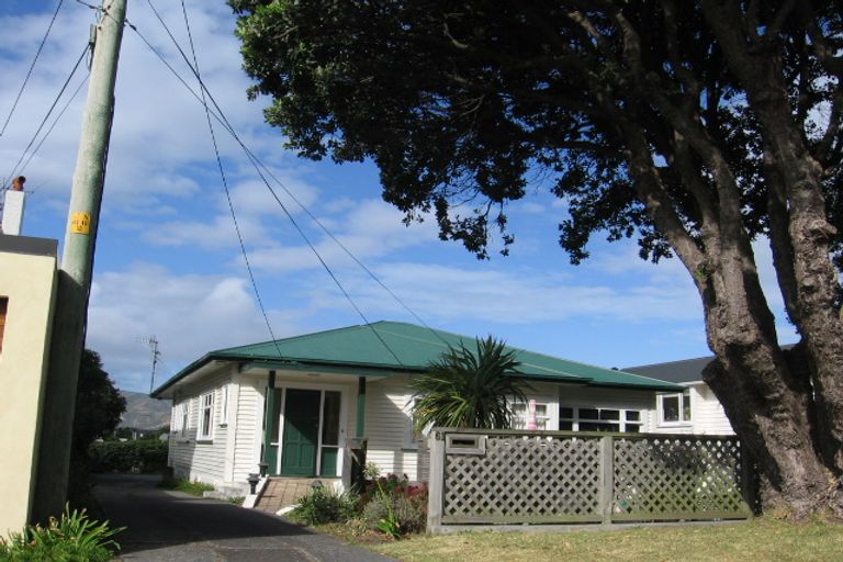 Photo of property in 61 Falkirk Avenue, Seatoun, Wellington, 6022