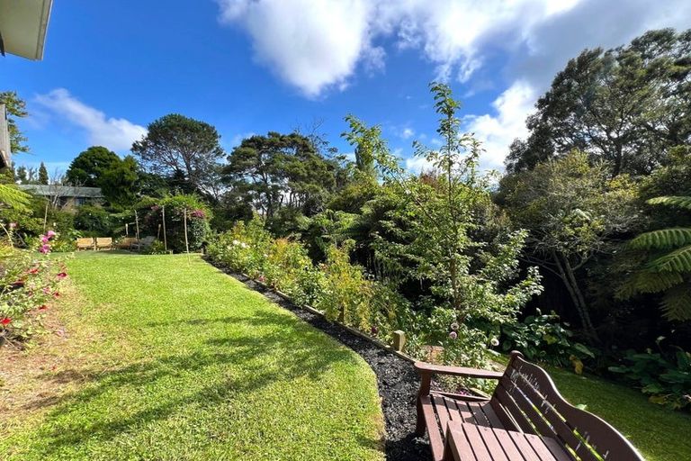 Photo of property in 8 Luxor Place, Massey, Auckland, 0614