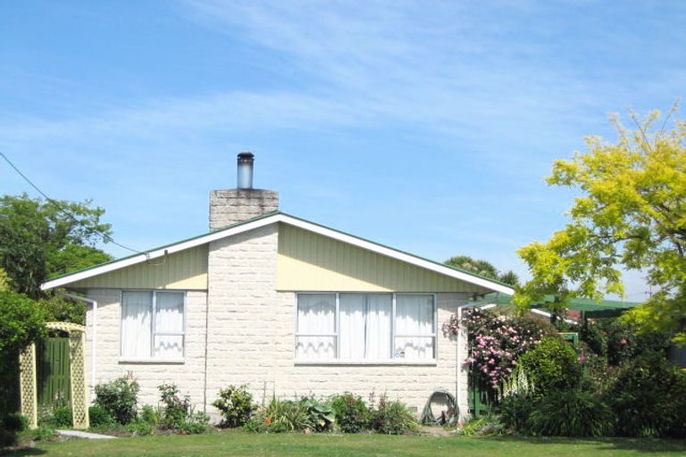 Photo of property in 11 Bicknor Street, Templeton, Christchurch, 8042