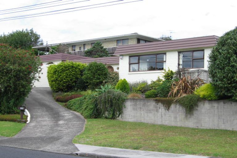 Photo of property in 2/1 Summit Drive, Torbay, Auckland, 0630