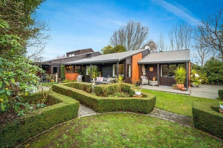 Photo of property in 339 Withells Road, Avonhead, Christchurch, 8042