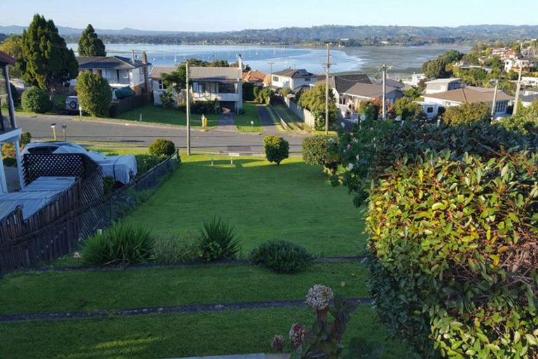 Photo of property in 94a Harbour View Road, Omokoroa, 3114