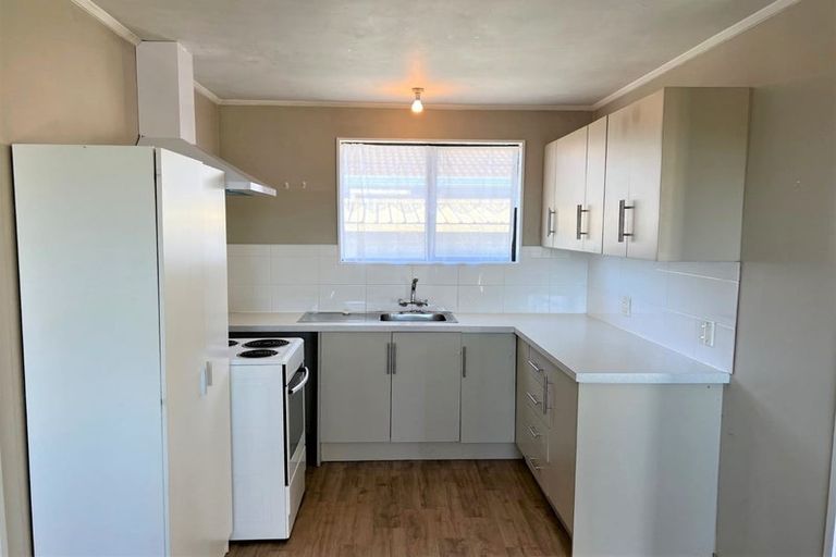 Photo of property in 4/1 Rebecca Rise, Weymouth, Auckland, 2103