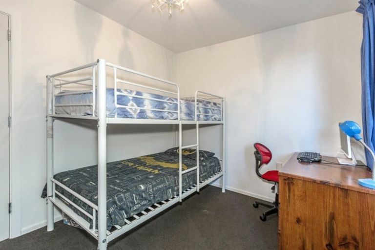 Photo of property in 48 Inwoods Road, Parklands, Christchurch, 8083