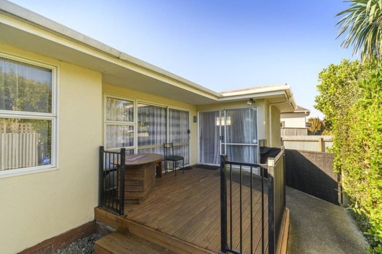 Photo of property in 3/272 Grey Street, Palmerston North, 4414