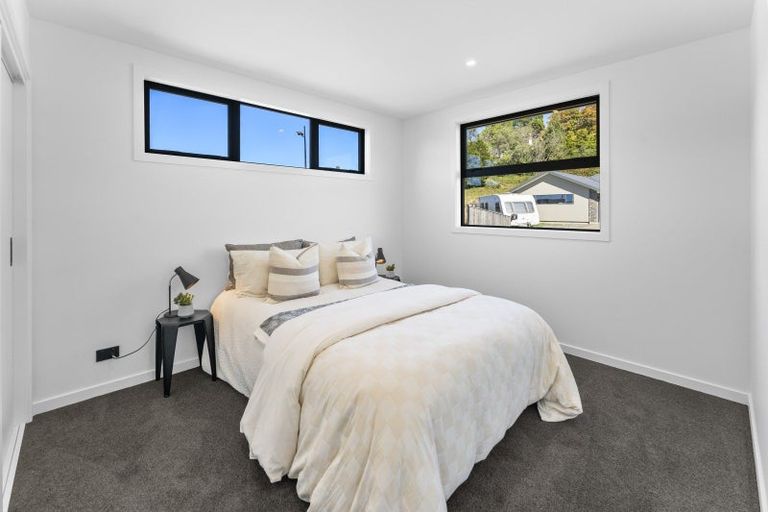 Photo of property in 4 Louden Place, Wakefield, 7025