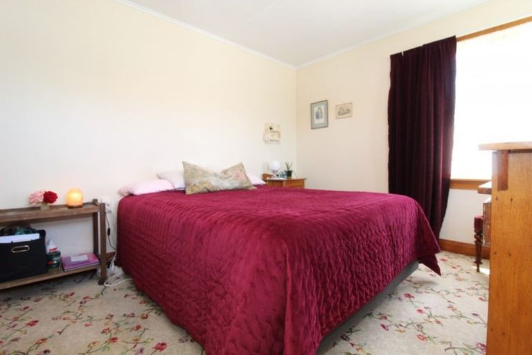 Photo of property in 4 Moorhouse Street, Waimate, 7924