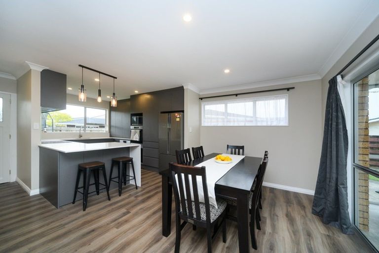 Photo of property in 8 Wedgwood Grove, Highbury, Palmerston North, 4412