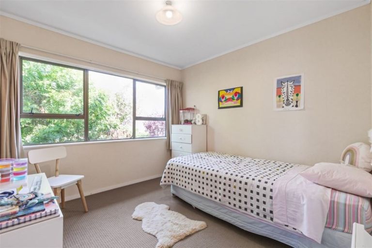 Photo of property in 19 Palmyra Way, Half Moon Bay, Auckland, 2012