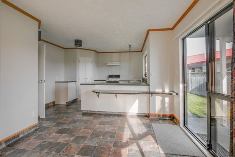 Photo of property in 93 Tait Drive, Greenmeadows, Napier, 4112