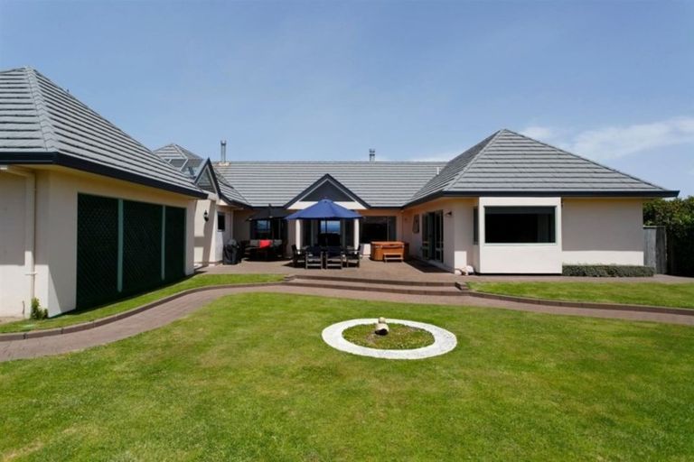 Photo of property in 5 Kahurangi Drive, Rangatira Park, Taupo, 3330