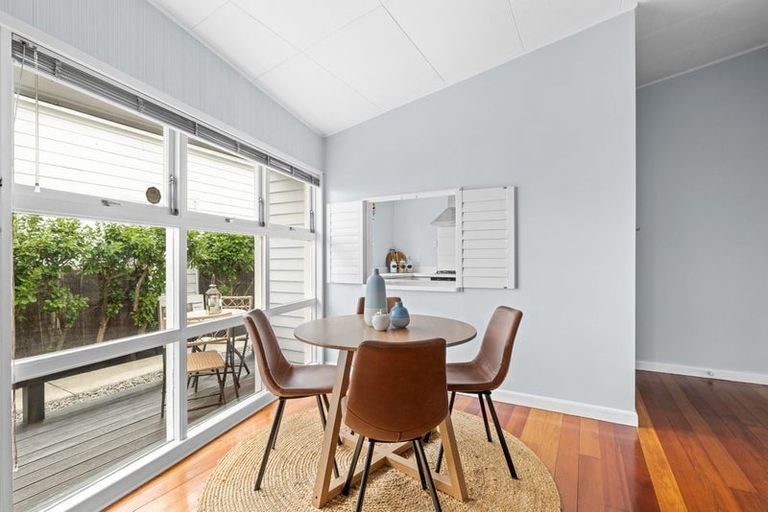 Photo of property in 82 Mcgrath Street, Napier South, Napier, 4110