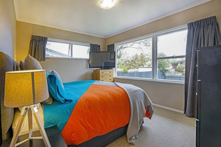 Photo of property in 18 La Perouse Street, Botany Downs, Auckland, 2010