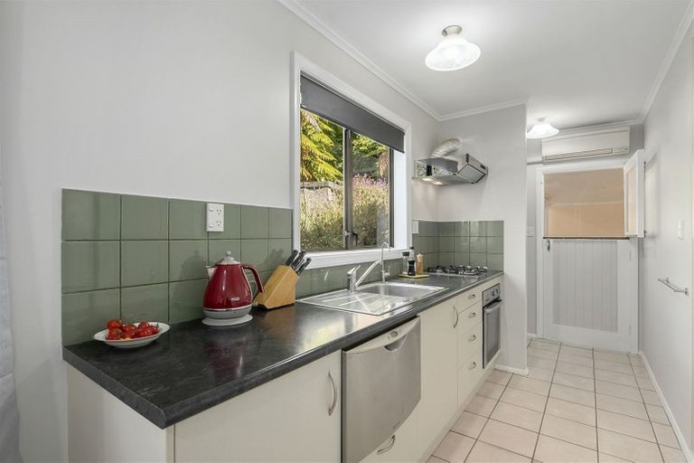 Photo of property in 4 Avro Road, Blue Mountains, Upper Hutt, 5371