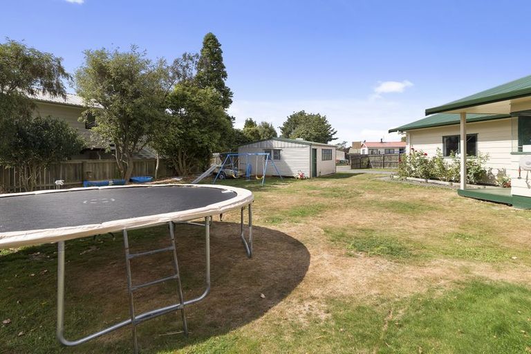 Photo of property in 14 Bronte Place, Owhata, Rotorua, 3010