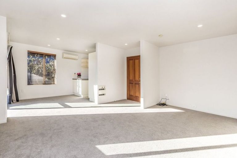 Photo of property in 24 Parade Court, Addington, Christchurch, 8024