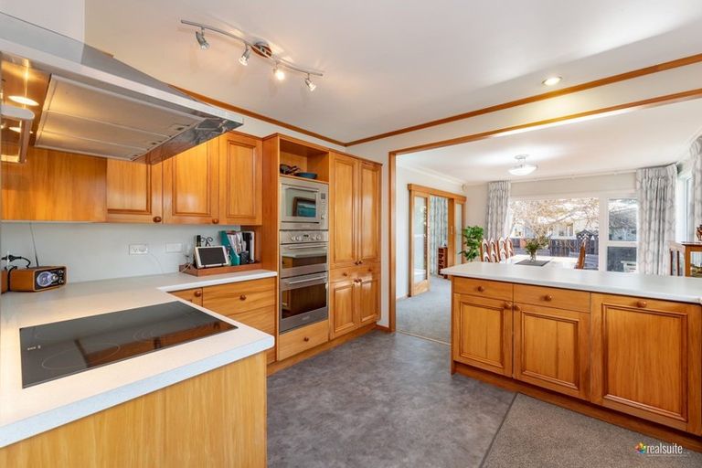 Photo of property in 19 Chilton Grove, Hutt Central, Lower Hutt, 5010