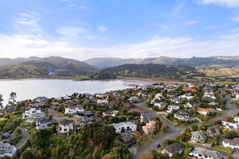 Photo of property in 7 Joseph Banks Drive, Whitby, Porirua, 5024