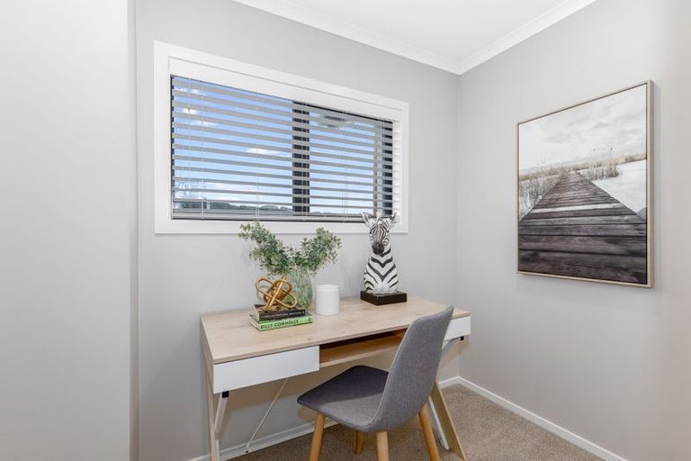 Photo of property in 11 Te Hoiere Street, Aotea, Porirua, 5024