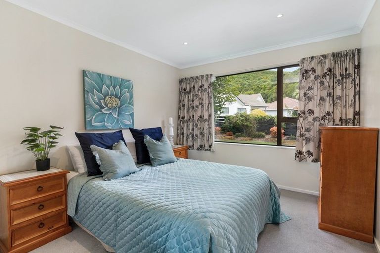 Photo of property in 87 Oriel Avenue, Tawa, Wellington, 5028