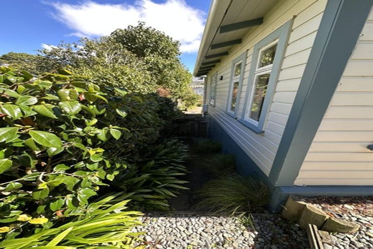 Photo of property in 37 Shirley Street, Karori, Wellington, 6012