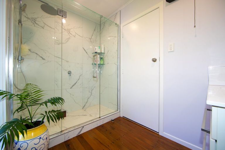 Photo of property in 10 Keirunga Road, Havelock North, 4130