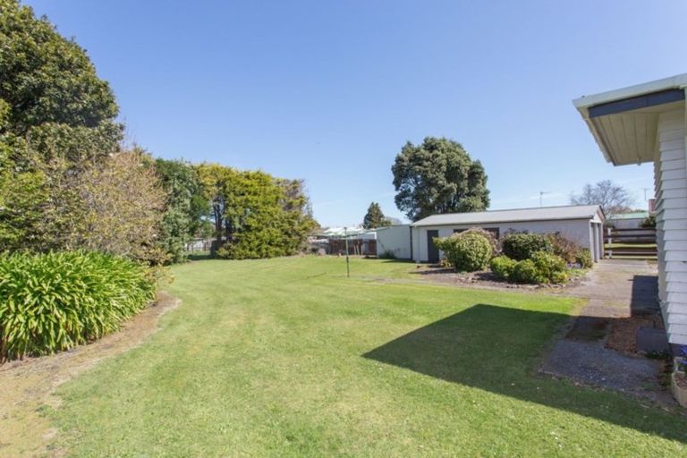 Photo of property in 15 Smith Street, Waverley, 4510