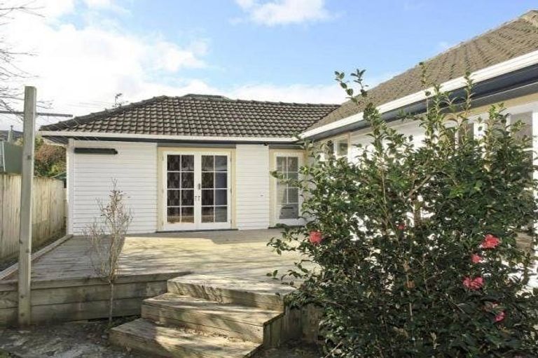 Photo of property in 263a Waterloo Road, Waterloo, Lower Hutt, 5011