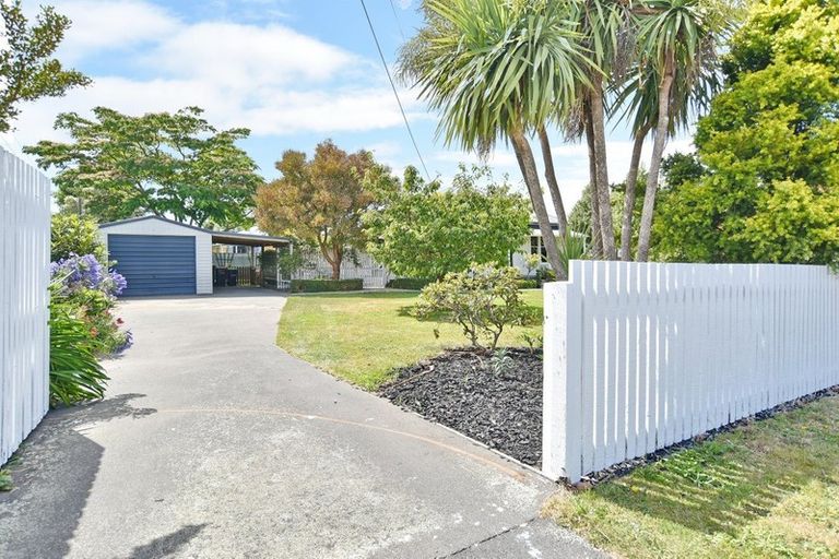 Photo of property in 61 Brynley Street, Hornby, Christchurch, 8042